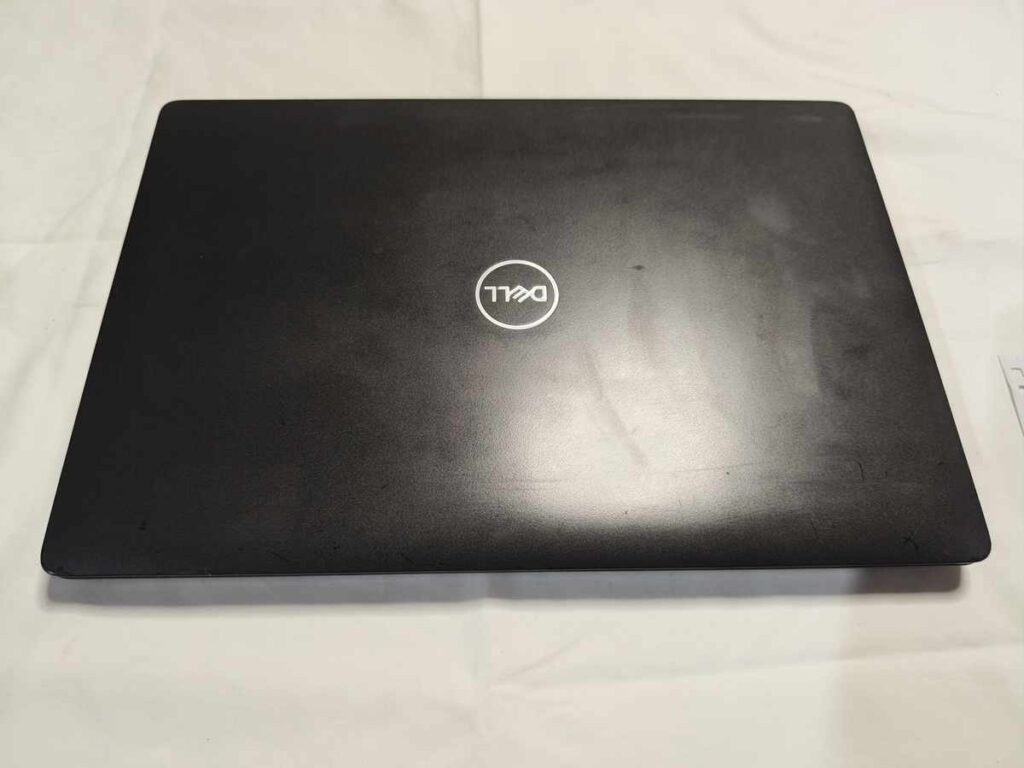 Dell Latitude 5300 - Core i5 8th Gen, 16GB, 256GB SSD — Photo 3