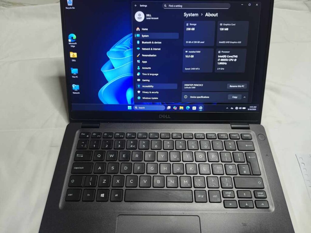 Dell Latitude 5300 - Core i5 8th Gen, 16GB, 256GB SSD — Photo 4